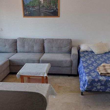 Apartamento Herrera มานิลบา ภายนอก รูปภาพ